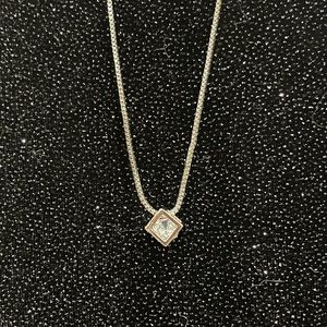 💎Diamond Shaped Rhinestone Necklace